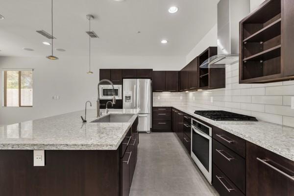 Building Photo - 1665 E Lafayette Ave