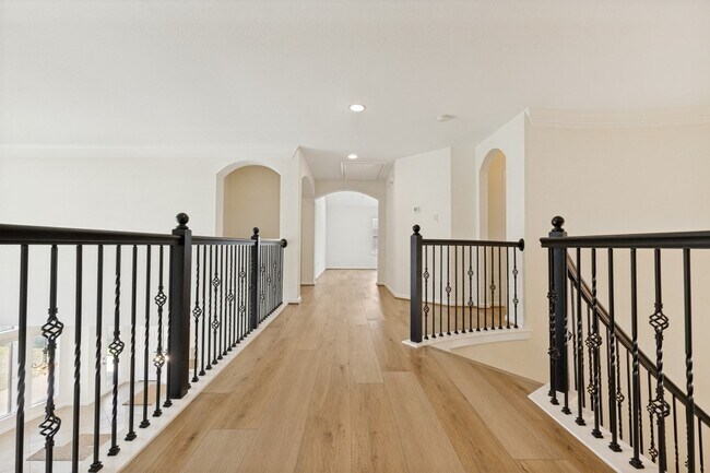 Building Photo - 9318 Rainbluff Ln