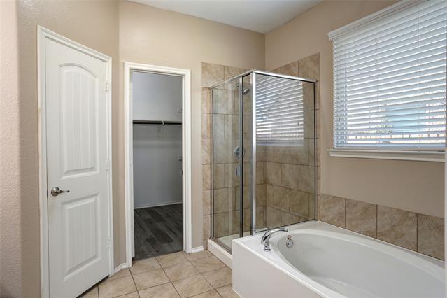 Building Photo - 1021 Lake Meadow Ln