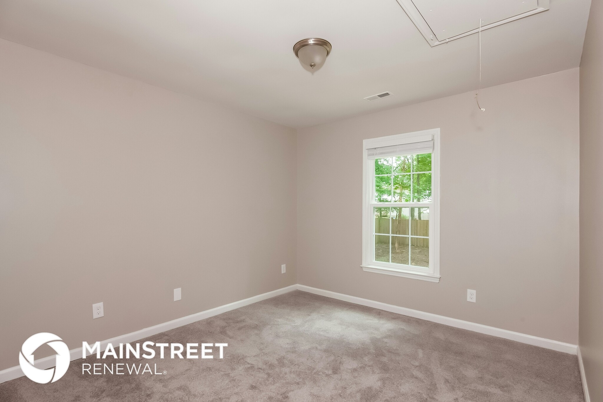 Building Photo - 2316 Torrington Ln