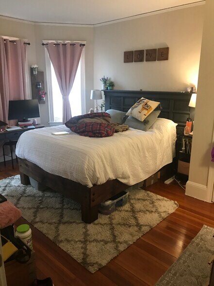 Building Photo - 62 Sudan St