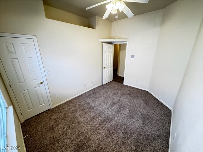 Building Photo - 5117 Elm Grove Dr