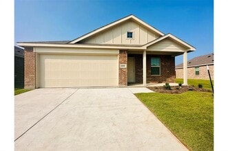 Building Photo - 2206 Mobile St