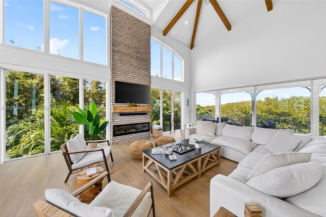 Building Photo - 146 Mockingbird Rd