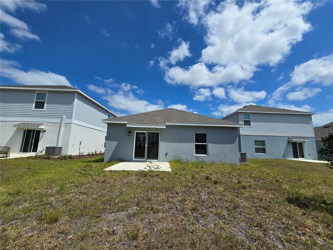 Building Photo - 5814 Le Marin Wy