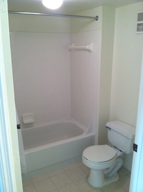 Building Photo - 2nd Floor Unit 2/2 located at Bermuda Dune...