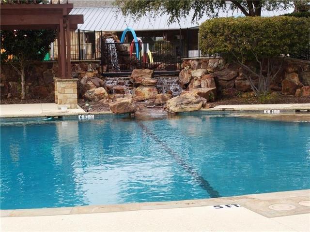 Building Photo - 10316 Bennet Dr