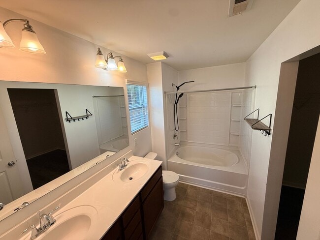 Building Photo - 7157 Sonja Dr