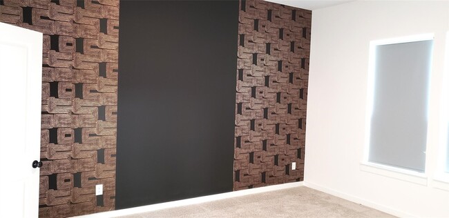 Building Photo - 10611 Hidden Rock Dr