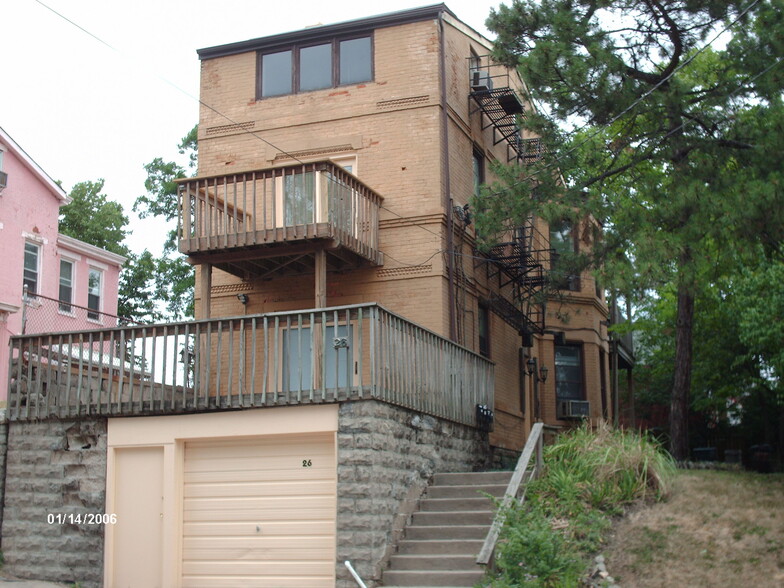 Building Photo - 26 E Rochelle St