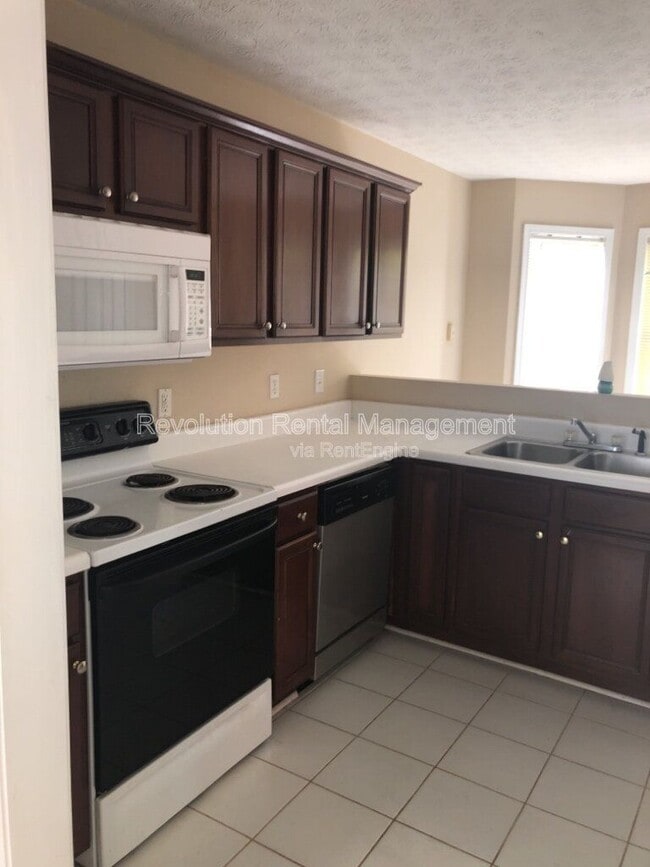 Building Photo - 2489 Tolliver Dr