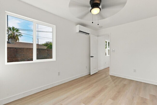 Building Photo - 1515 W Evans St
