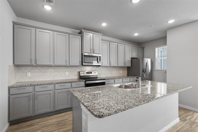 Building Photo - 2813 Appaloosa Ln