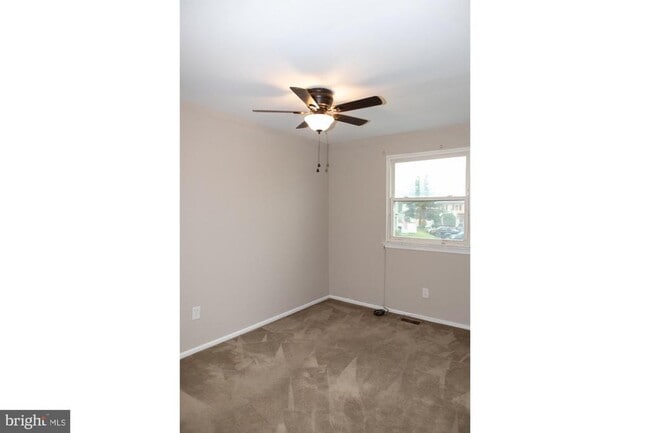 Building Photo - 54 Reliance Ct