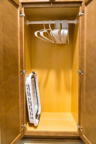 Building Photo - 10268 Cleveland Rd