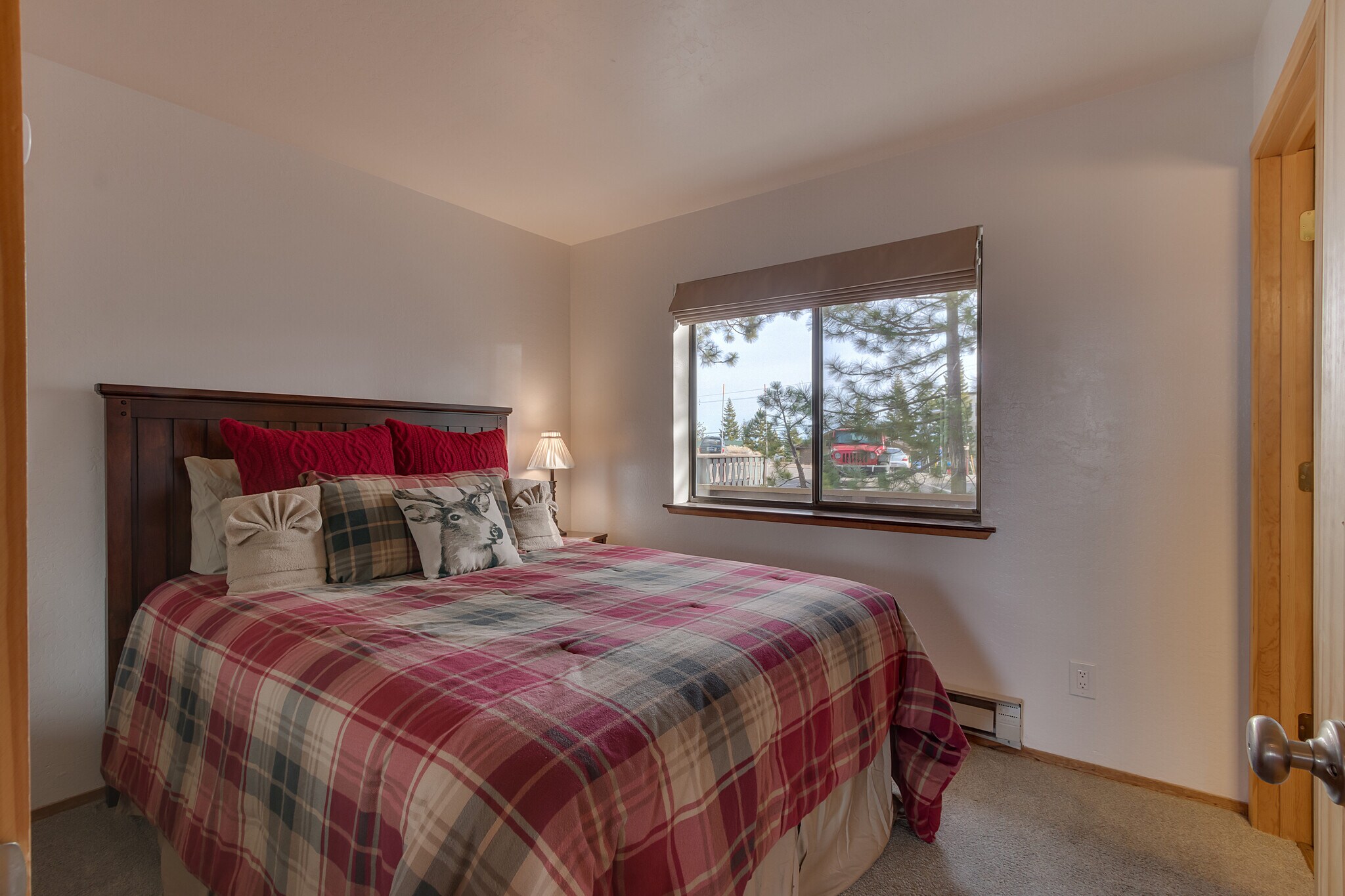 Building Photo - 750 Milky Way Ct