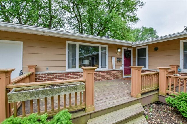 Building Photo - 6409-6411 Hammersley Rd Duplex