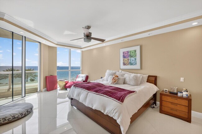 Building Photo - 101 S Fort Lauderdale Beach Blvd
