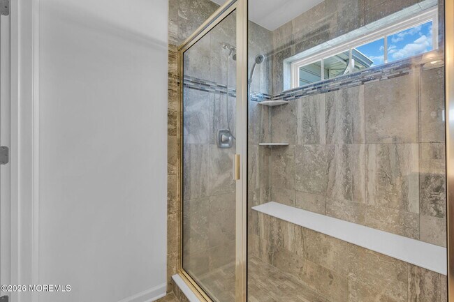 Building Photo - 2 Malcolm Way