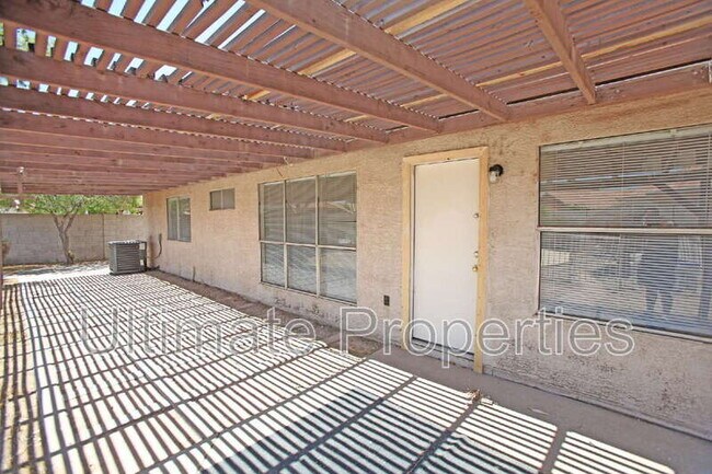 Building Photo - 6853 N 78th Ave