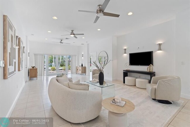 Primary Photo - 750 NW 37th St