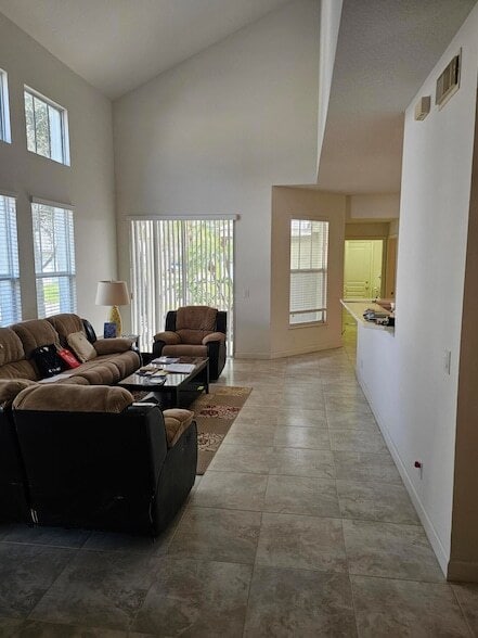 Building Photo - 10451 SW Academic Way