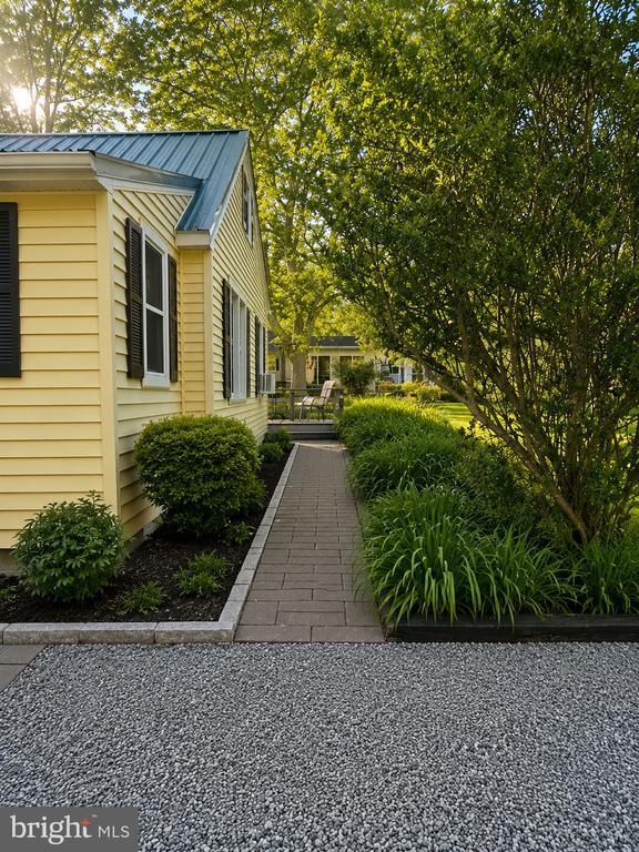 Building Photo - 22597 Pot Pie Rd