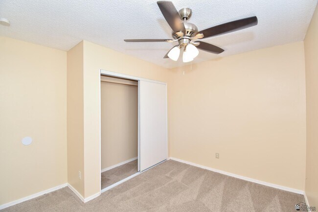 Building Photo - 2878 S 18th Ave
