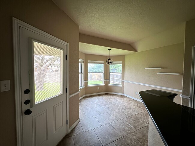 Building Photo - 708 Cody James Dr