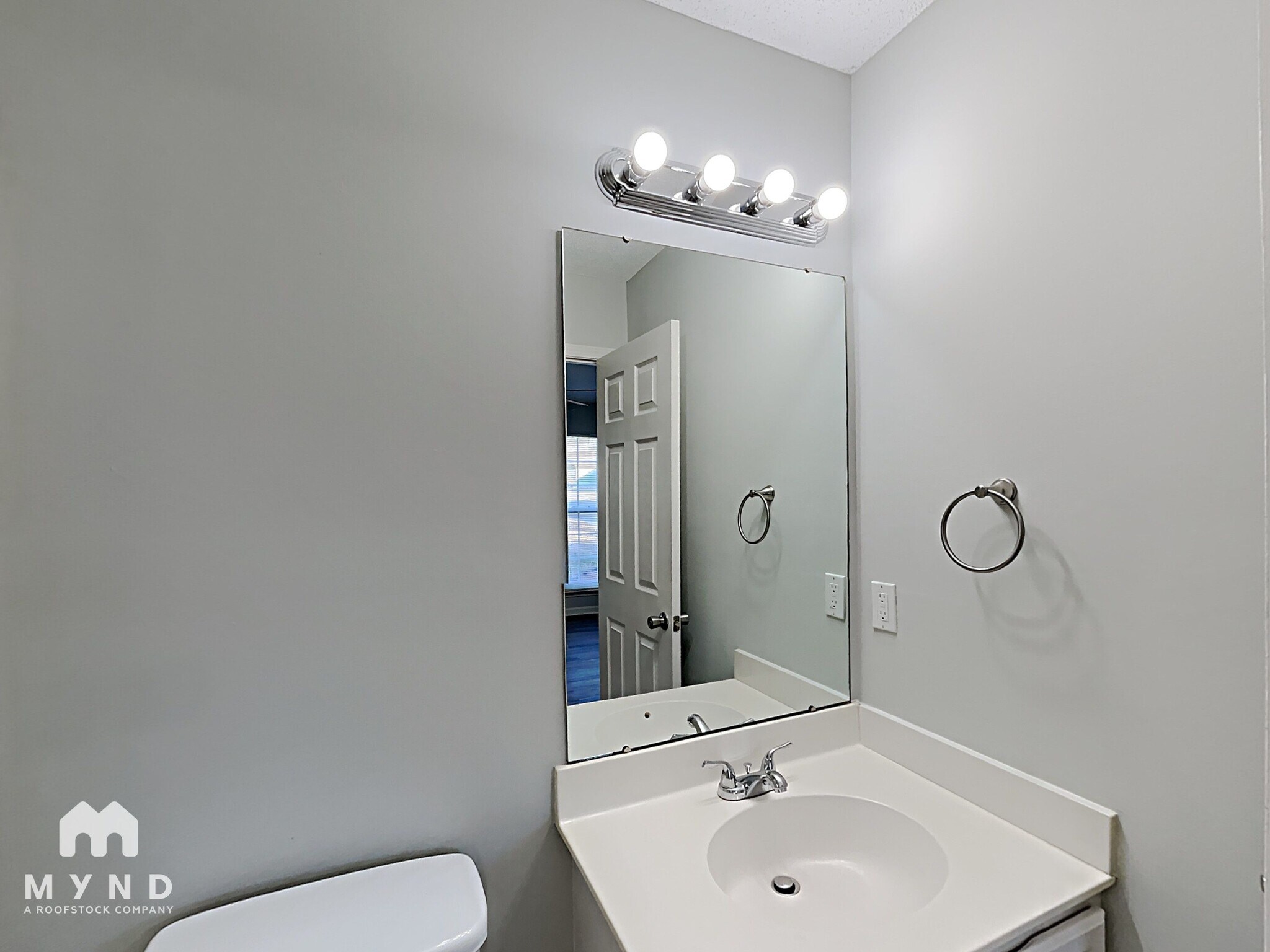 Building Photo - 6902 Kentucky Derby Dr