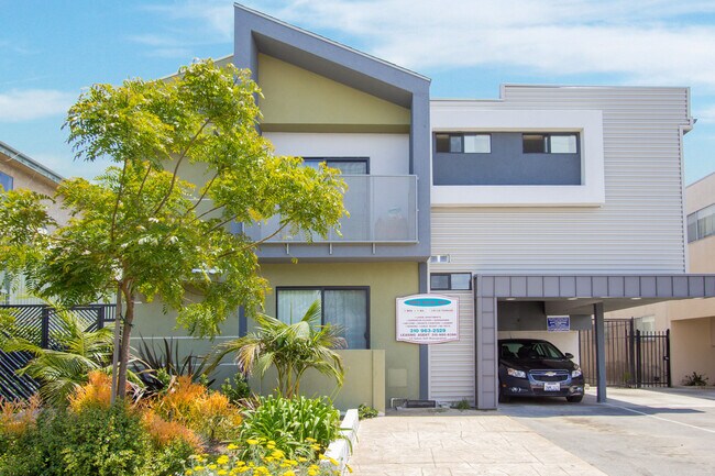 Building Photo - pac126