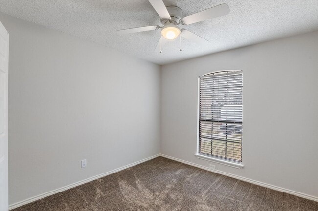 Building Photo - Welcome to this stunningly updated, three-bedroom, two-bath home located in the desirable Valley ...