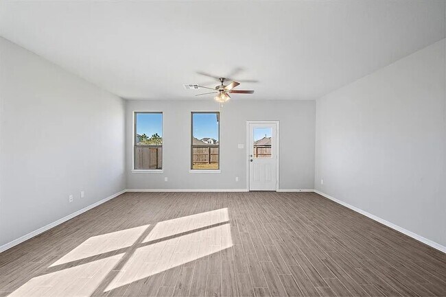 Building Photo - 14520 Jelly Pnes Dr