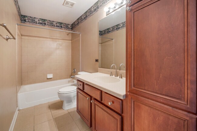 Building Photo - 919 Pheasant Trail