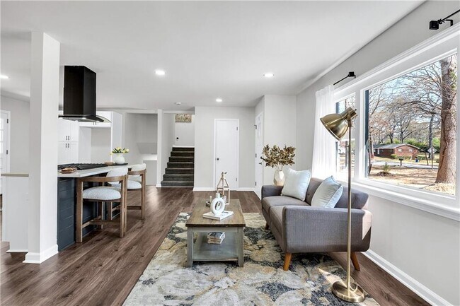 Building Photo - 1785 Hammond Woods Cir SW