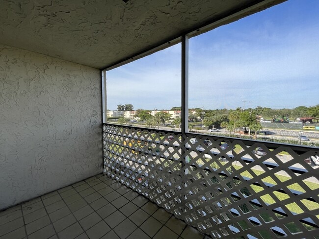 Building Photo - 3600 NW 21st St