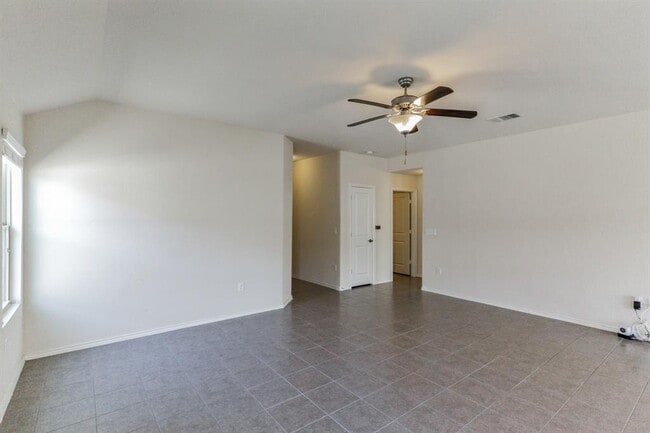 Building Photo - 3900 Alpine Autumn Dr