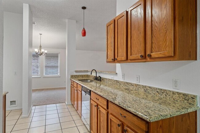 Building Photo - 202 Starlight Dr