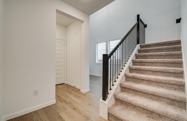 Building Photo - 7231 Yarrow Blossom Ct