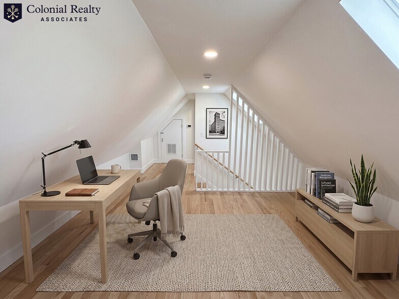 Building Photo - 69 Elm St