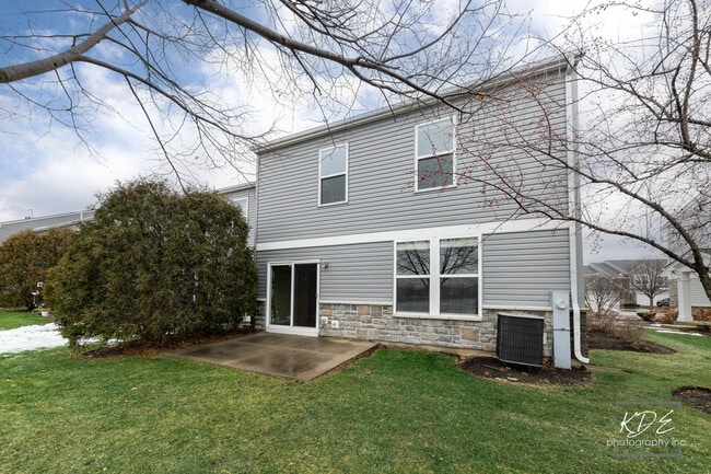 Building Photo - 651 Hawley Dr