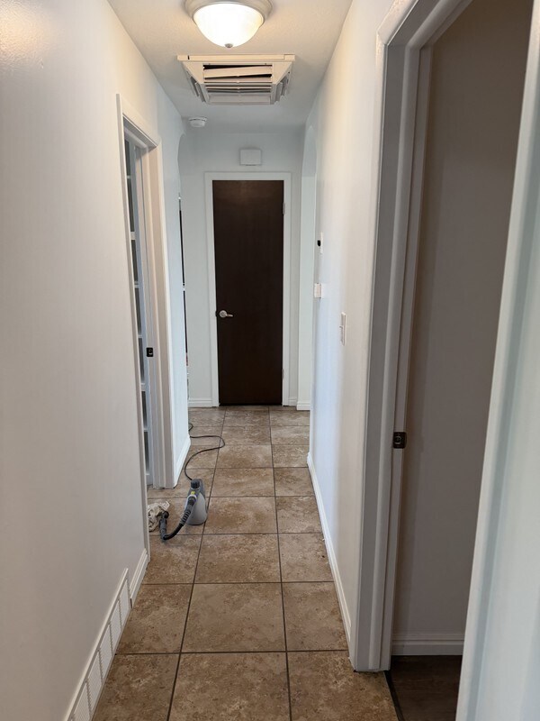 Building Photo - 1014 N 300 W