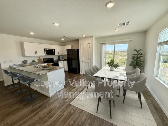 Primary Photo - 955 Jubal Ln