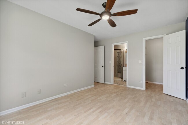 Building Photo - 310 Wethington Dr