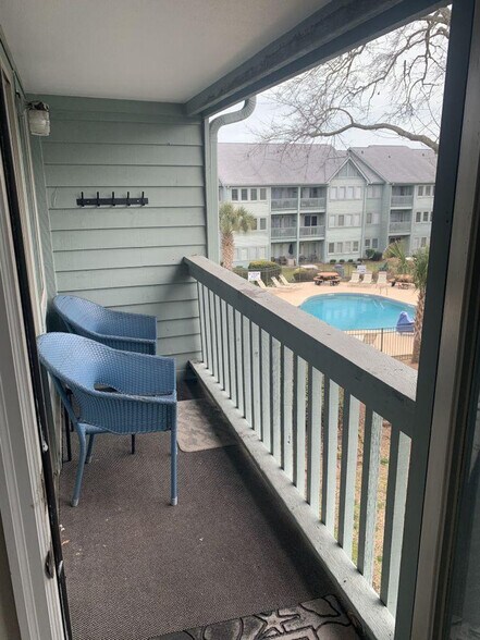 Building Photo - 983 Cayman Ct