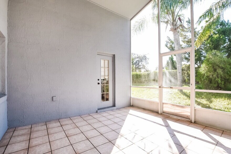 Building Photo - 2714 Cahill Way