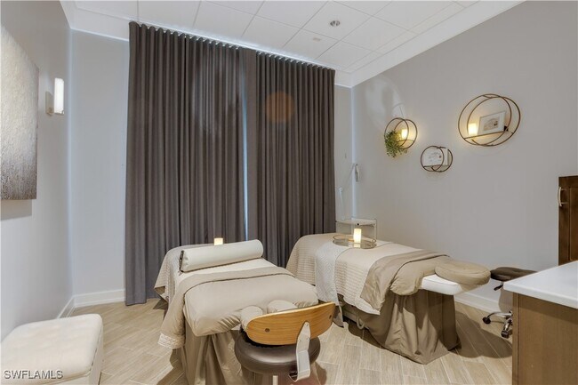 Building Photo - 13533 Blue Bay Cir