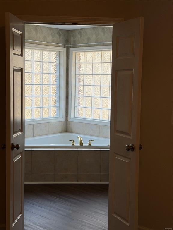 Building Photo - 8000 Bridgewater Trce