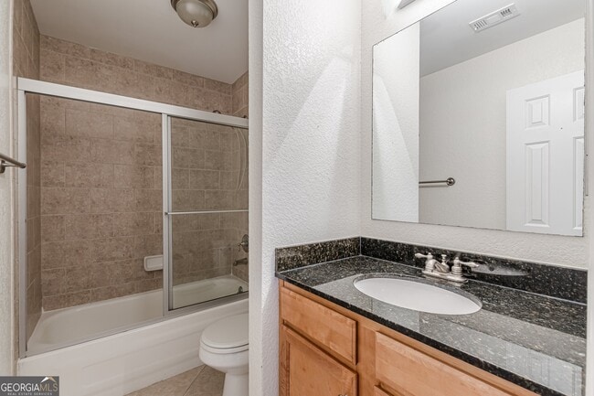 Building Photo - 1445 Monroe Dr NE