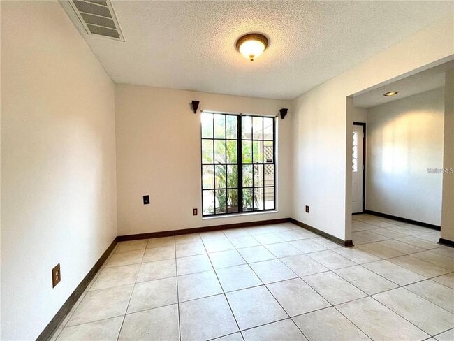 Building Photo - 4006 Huxford Ct